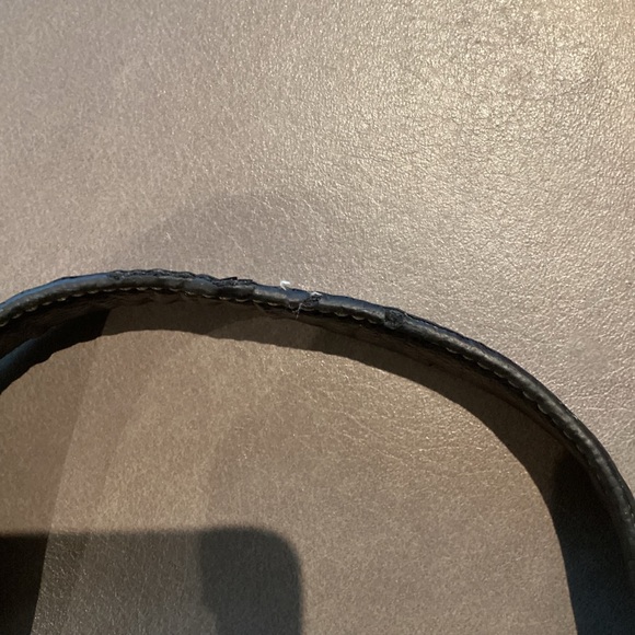 Tignanello Black Leather Women's Shoulder Bag - Picture 15 of 16